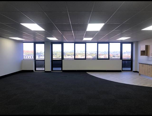 137M² OFFICE TO LET IN ROSEBANK